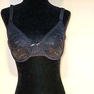 Emporio Armani Gardenia Lace bra 36B